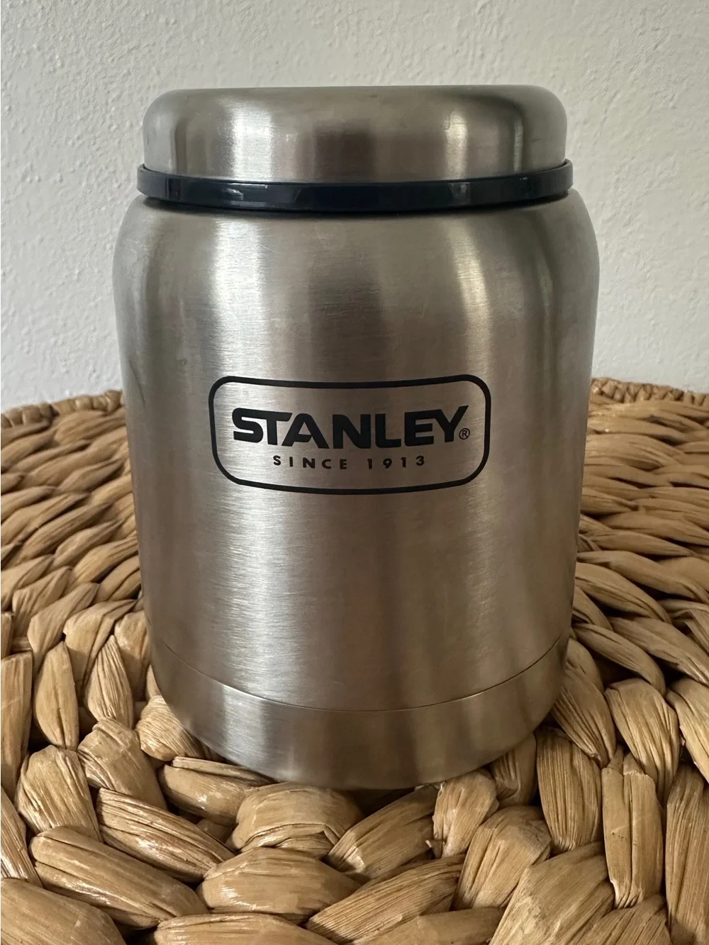 Stanley Adventure Vacuum Insulated Food Jar Stainless Steel 18oz Great Condition